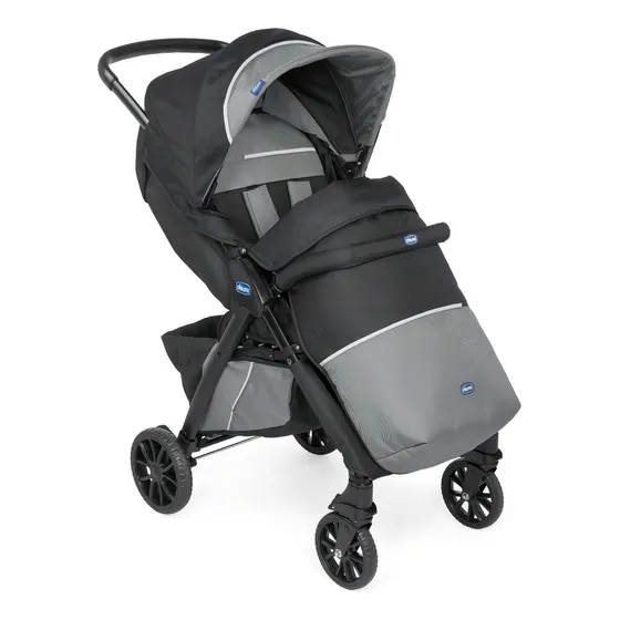 Cochecito de paseo travel system Chicco Trío Kwik.One jet black con chasis color negro