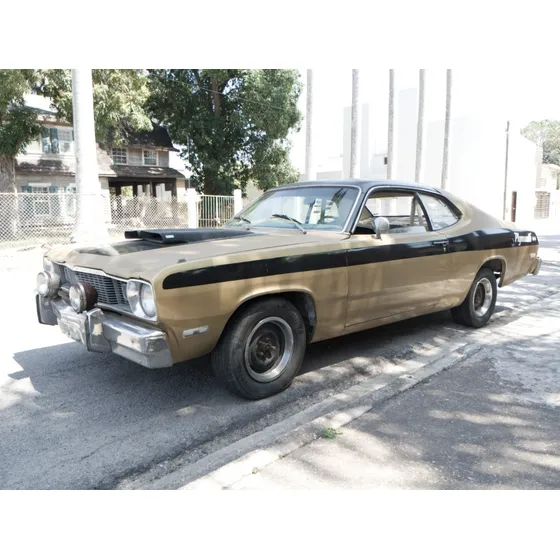 Plymouth Dart Gold Duster 1972 Edicion Norteamerica.