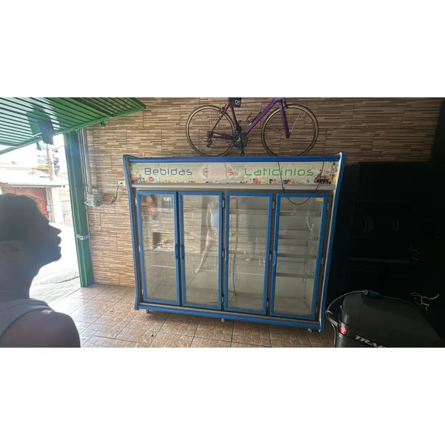 Freezer Expositor Vertical 4 Portas
