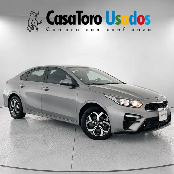 Kia Cerato Vivro Vibrant Tp 1600cc usado en Suba
