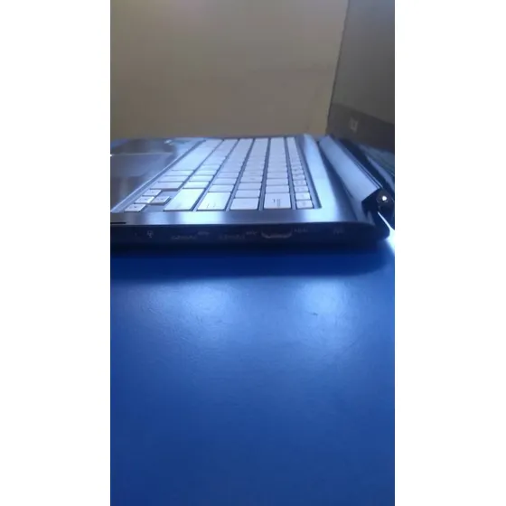 Laptop Asus 2in1 Corei3 8gb Pantalla Touch 