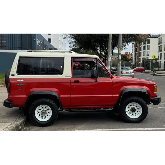 Chevrolet Trooper 2.6 Dlx