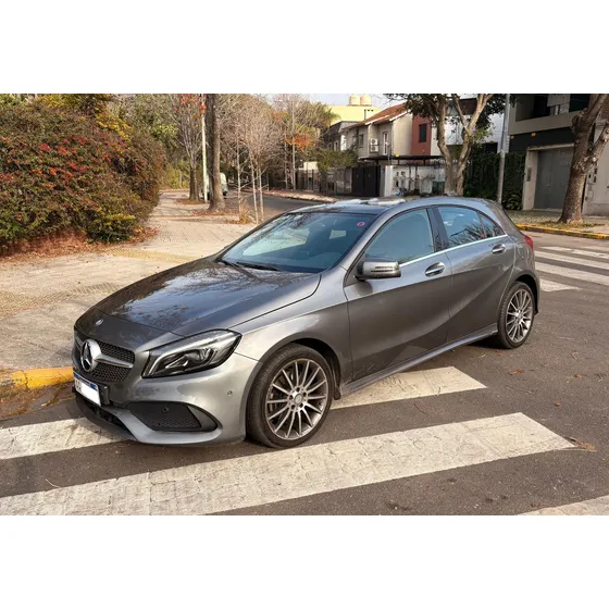 Mercedes-benz Clase A 2.0 A250 Amg-line 211cv