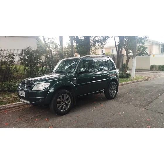 Mitsubishi Pajero Tr4 2.0 4x2 Flex Aut. 5p