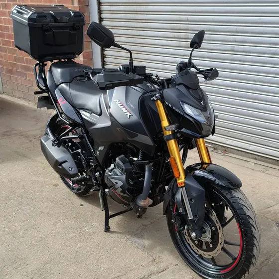Hero Hunk 160r 4v
