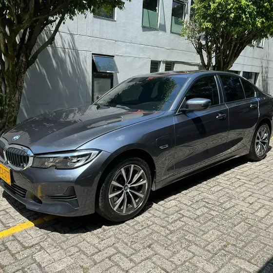 BMW Serie 3 2022 2.0 330e F30 Iperformance Edicion M 2022