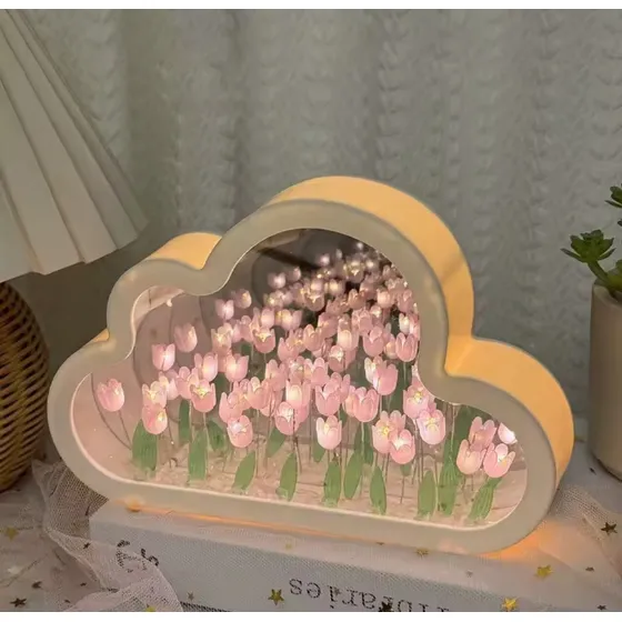 Lampara Nube Noche Decorativa De Tulipanes Con Espejo Diy Blanco
