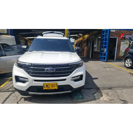 Ford Explorer Xlt