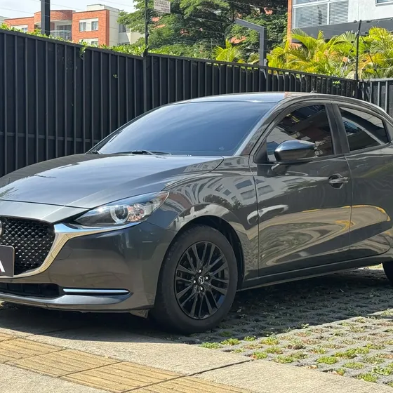 Mazda 2 Touring At Carbón Edition 2023 1.5 Touring