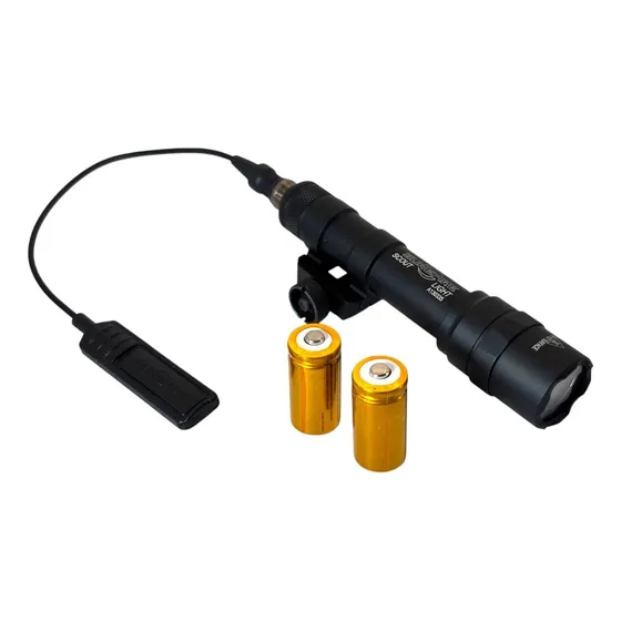 Lanterna Tática Militar M600c Acionamento Remoto M4 Ctt40