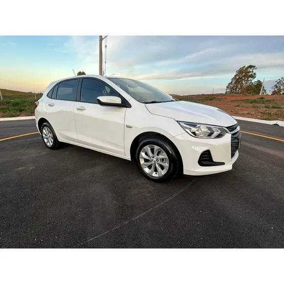 Chevrolet Onix 10mt Lt2