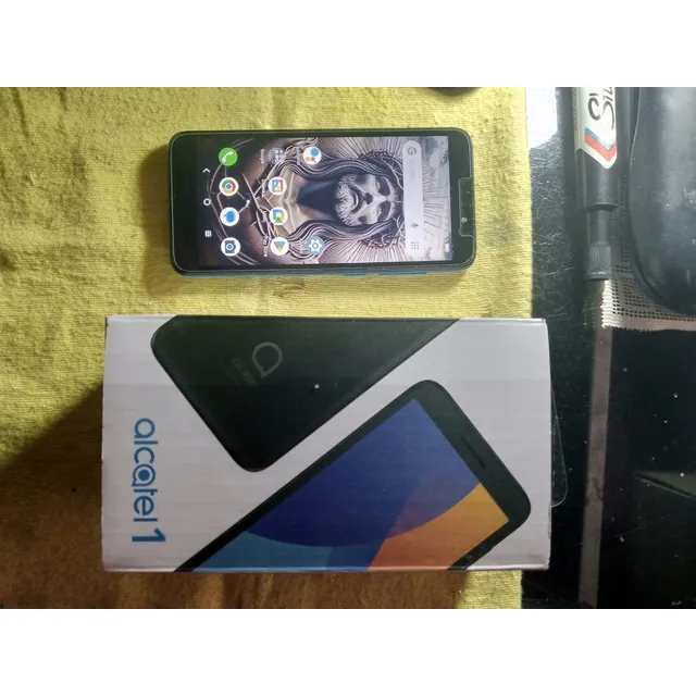 Teléfono Celular Alcatel Liberado Casi Nuevo