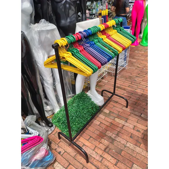 Exhibidor De Ropa- Burro Exhibidor 