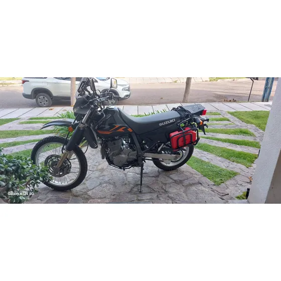 Suzuky 650 Dual Sport.