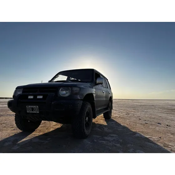 Mitsubishi Montero 2.8 Gls I