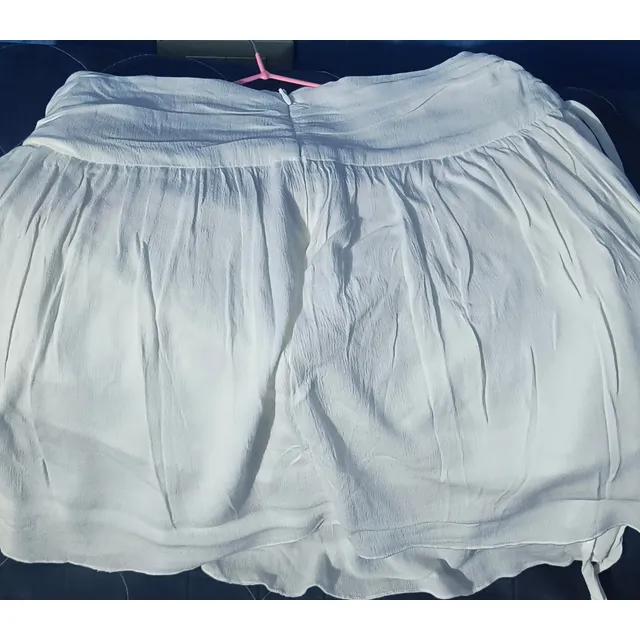 Falda Blanca La Compré En España Está Nueva Tiene Su Etiquet