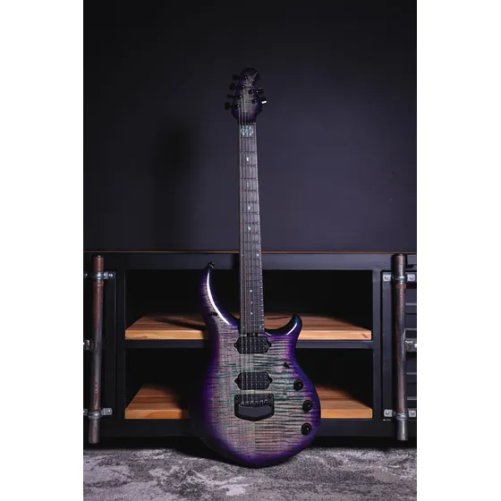 Ernie Ball Music Man Majesty Crystal Amethyst 03/125 - 2022 Destro Violeta