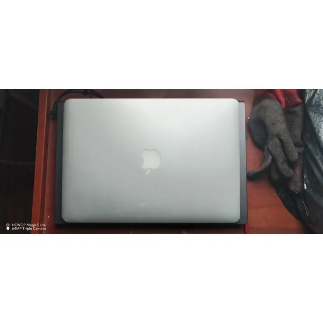 Apple Macbook Air A1466 Plata 13.3  I5 8gb 128gb Ssd