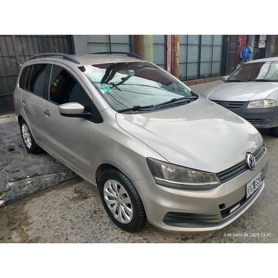 Volkswagen Suran 1.6 Comfortline 101cv Ab