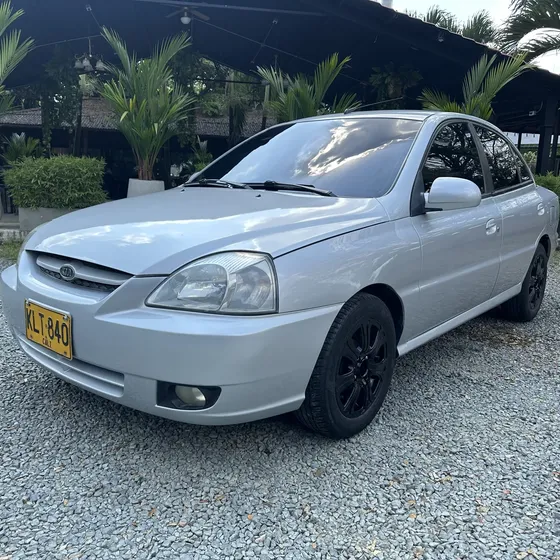 Kia Rio 2012 1.5 Stylus
