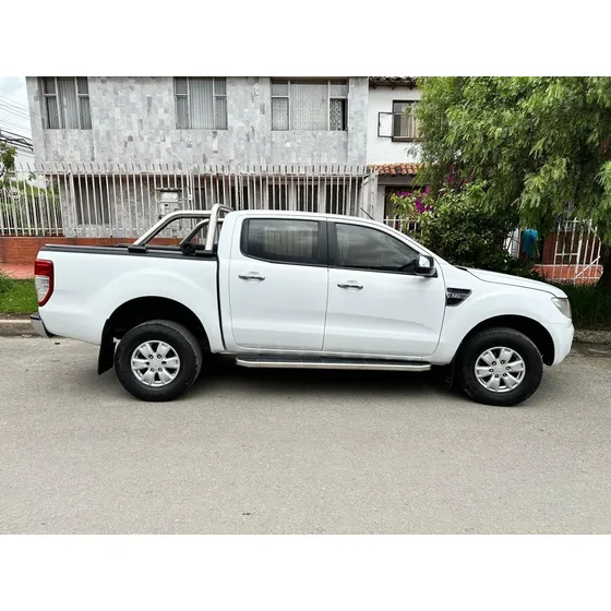 Camioneta Ranger 2.2 Xlt Diesel En Perfecto Estado