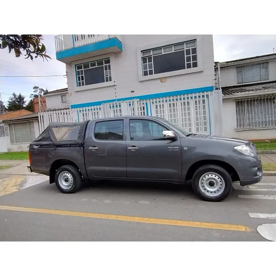 Toyota Hilux 2.5 Imv 4x2