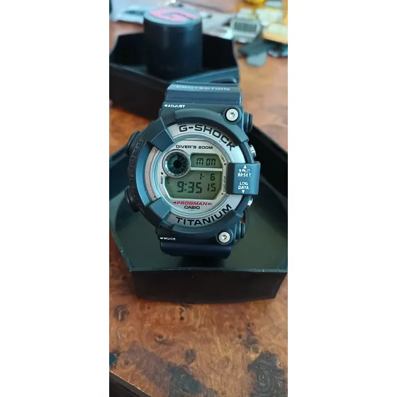 Reloj Casio G Shock Frogman Titanium Dw 8200 Negro Azul Marino Negro Gris