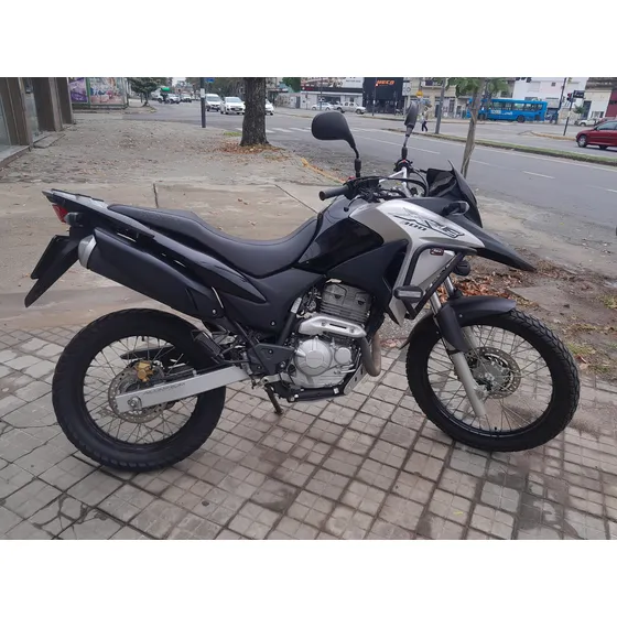 Honda Xre 300