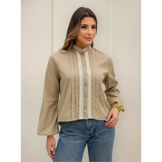 Camisa Feminina Bata Boho Com Renda E Acabamento Artesanal