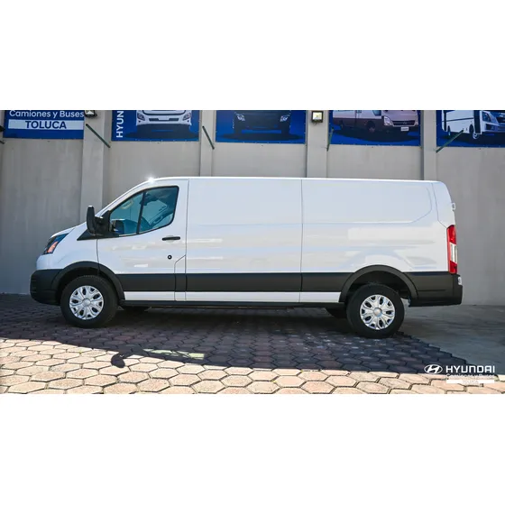 Ford Transit 0.0 Larga Techo Bajo