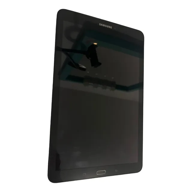 Modelo: Galaxy Tab E, Capacidad: 8,00gb, Viene Con Estuche