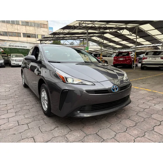 Toyota Prius 1.8 Base Cvt