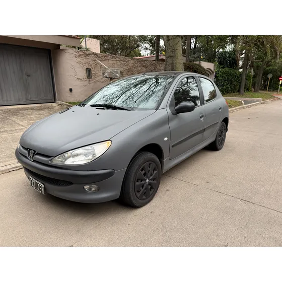 Peugeot 206 1.6 Xr Premium