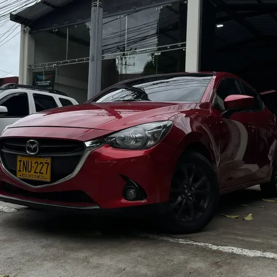 Mazda 2 Sport 2017 1.5 Touring