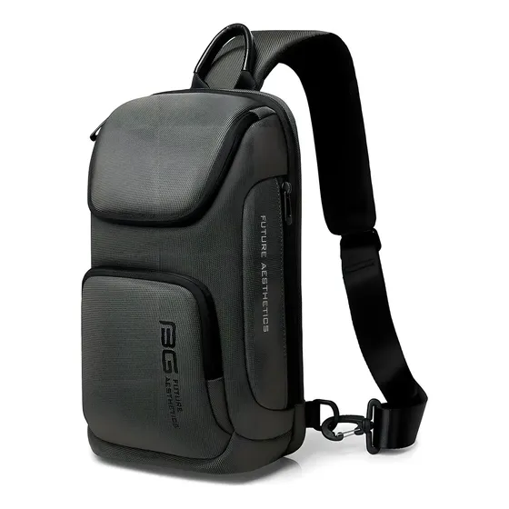 Mochila Pechera Bange, The Sling Bag Con Multiples Bolsillos Color Verde Oscuro | Cuotas sin interés