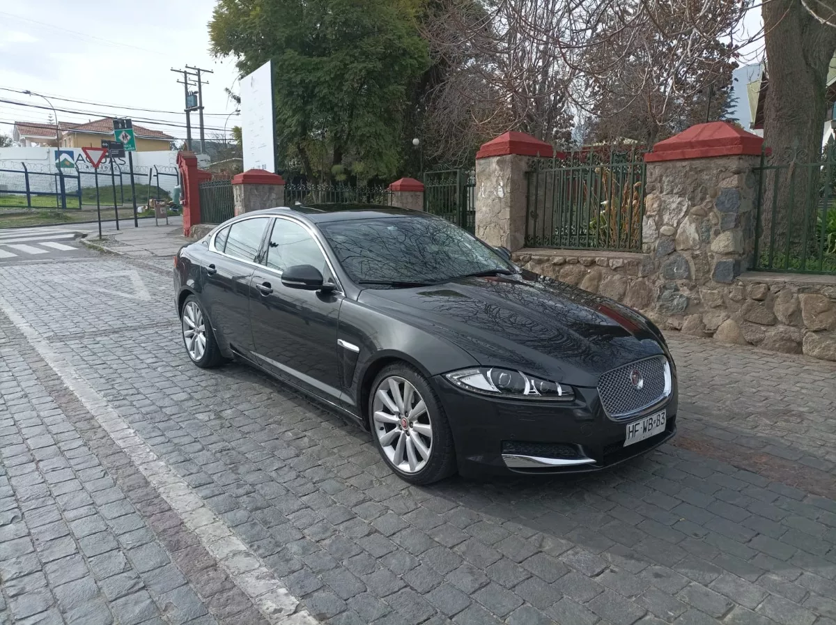 Jaguar Xf