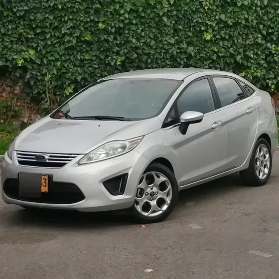 Ford Fiesta 2012 1.6 Sportback Automática