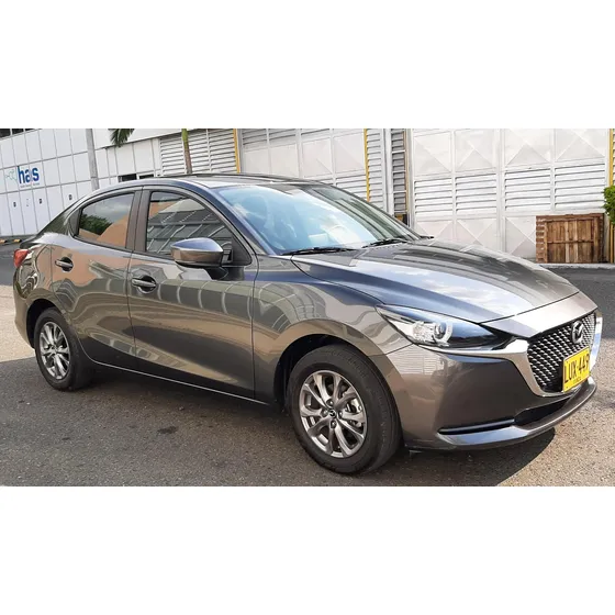 Mazda 2 1.5 Touring Sedan
