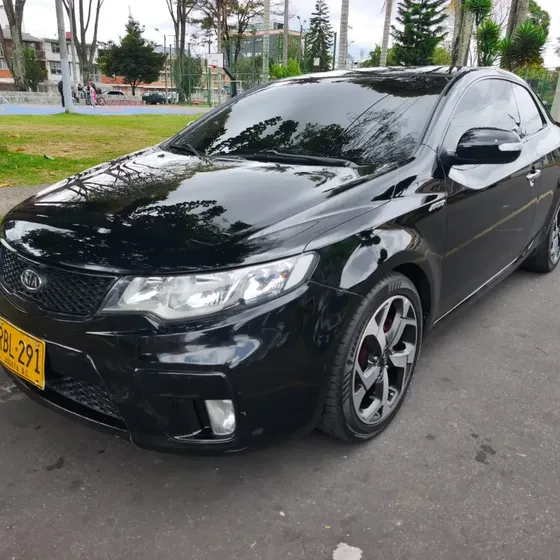 Kia Cerato Forte 2011 1.6