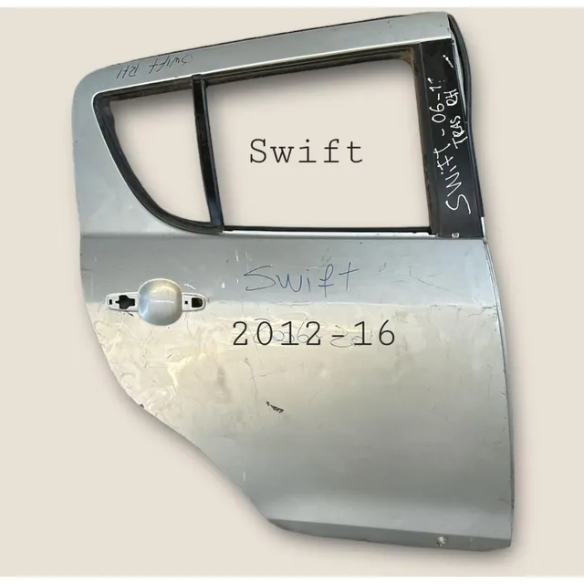 Puerta Trasera Derecha Suzuki Swift 2012-2017 Original