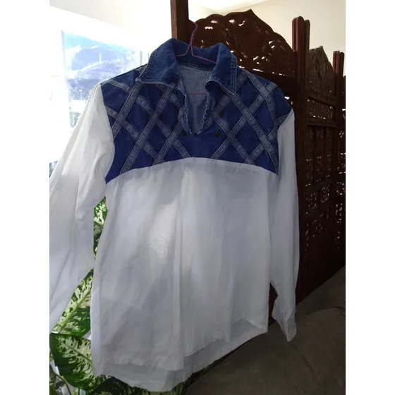 Camisa Dama Manga Larga Talla M. Blanca Y Tela Jean Azul