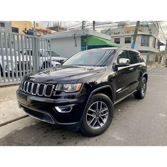 Jeep Grand Cherokee Americana