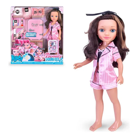 Muñeca Nancy Un Día Con Su Nevera De Belleza Nac74000