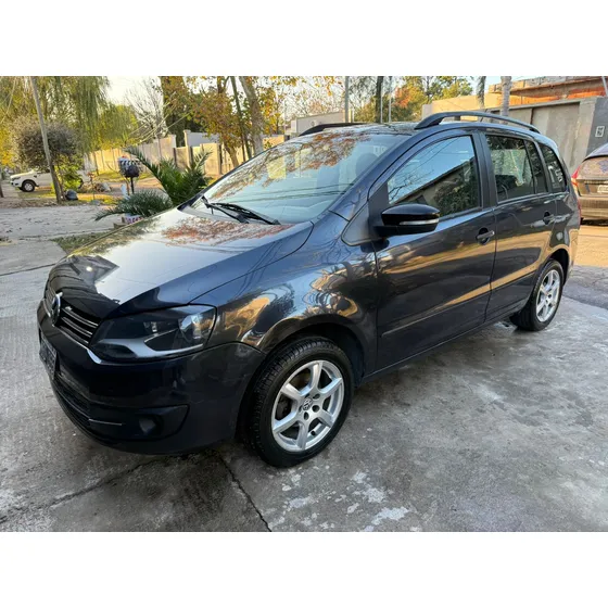 Volkswagen Suran 1.6 Highline 101cv 11c