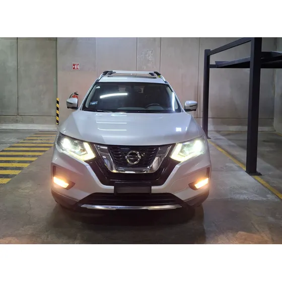 Nissan X-trail 2.5 Exclusive 3 Row Cvt