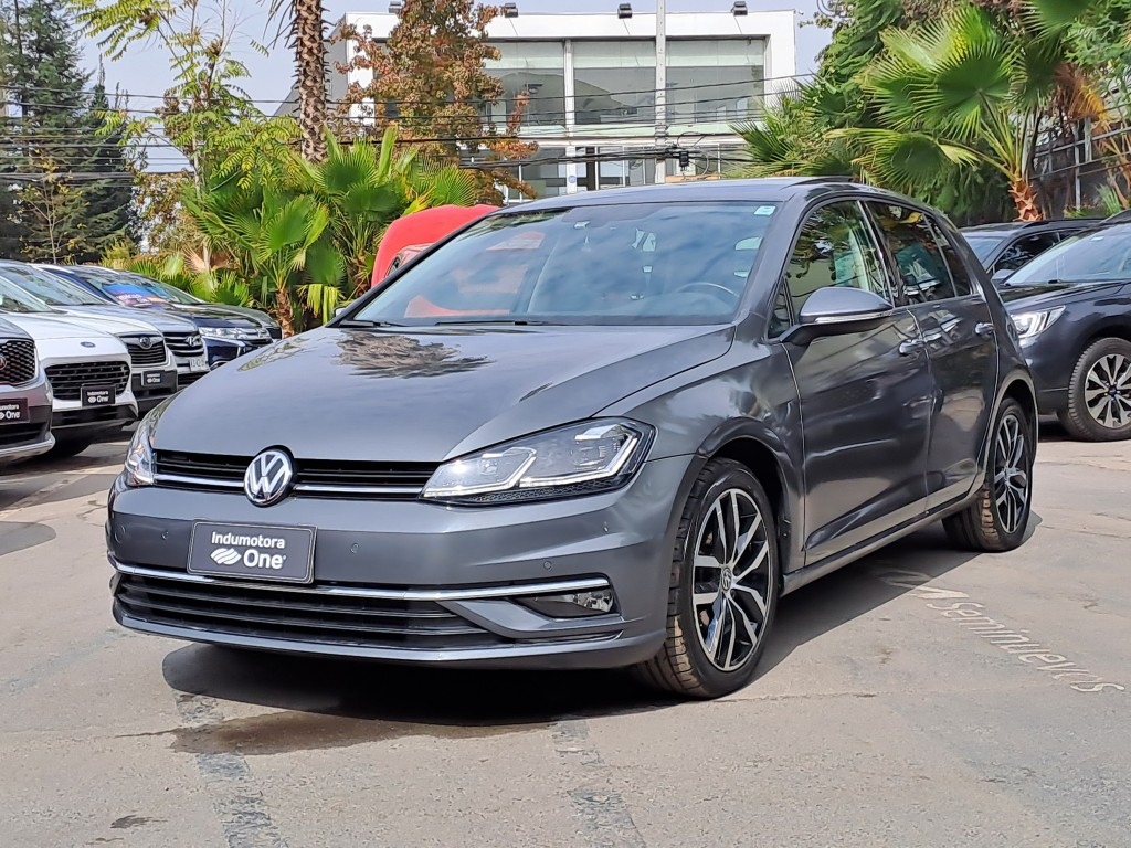 Volkswagen Golf Tsi Sport 1.4 At