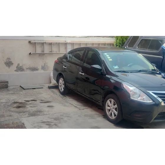 Nissan Versa 1.6 Sense At