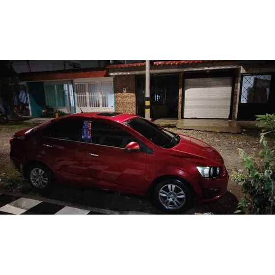 Chevrolet Sonic 1.6 Lt 5 P