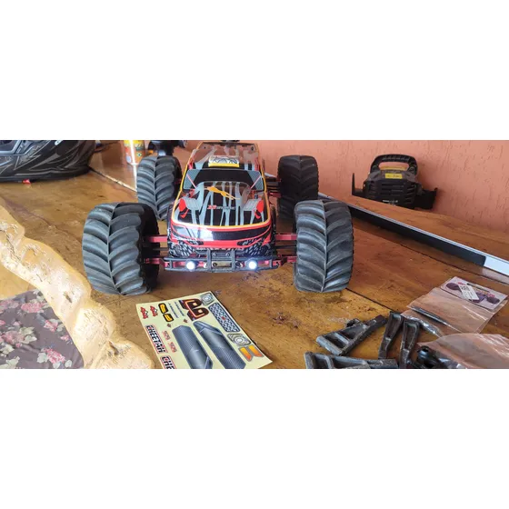 Jlb Racing Cheetah 11101 4s Brushless 1/10 Automodelo Rc