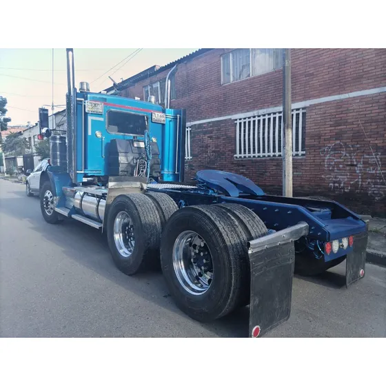 Kenworth T800 Modelo 2013